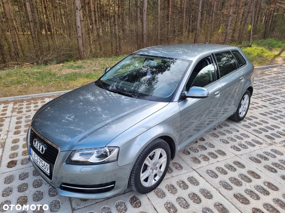 Audi A3 Sportback 2.0 TDI DPF Ambiente - 3