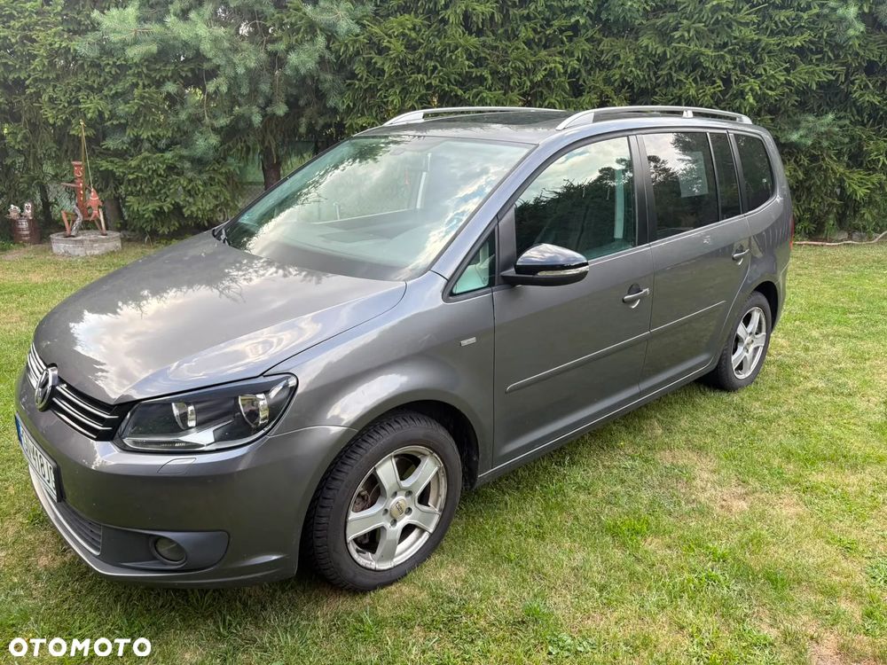 Volkswagen Touran 2.0 TDI DPF BlueMotion Technology DSG MATCH - 2