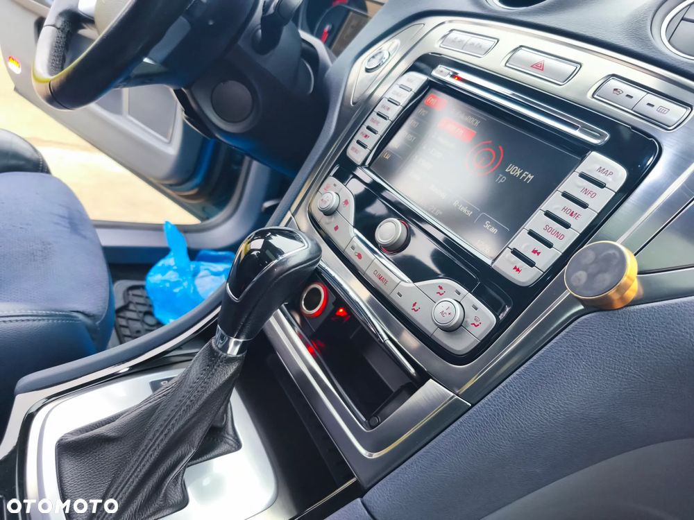 Ford Mondeo 2.0 TDCi Titanium - 34