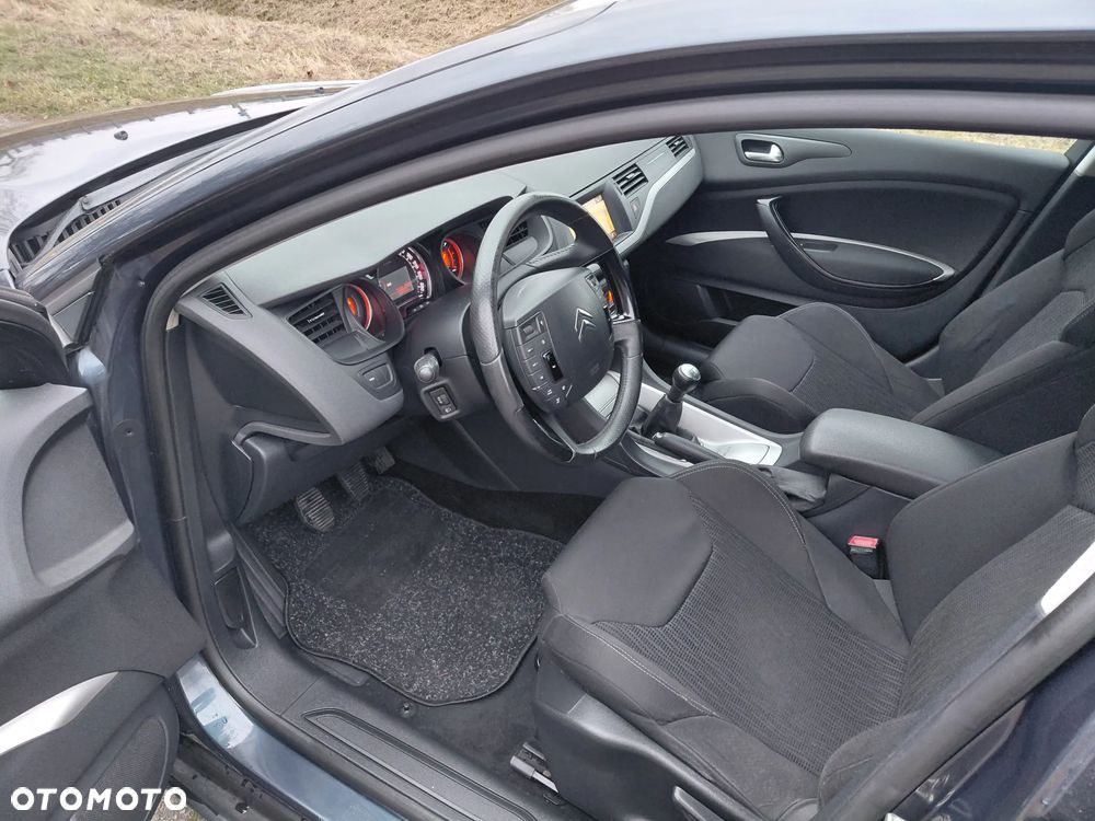 Citroën C5 1.6 HDi Attraction - 11
