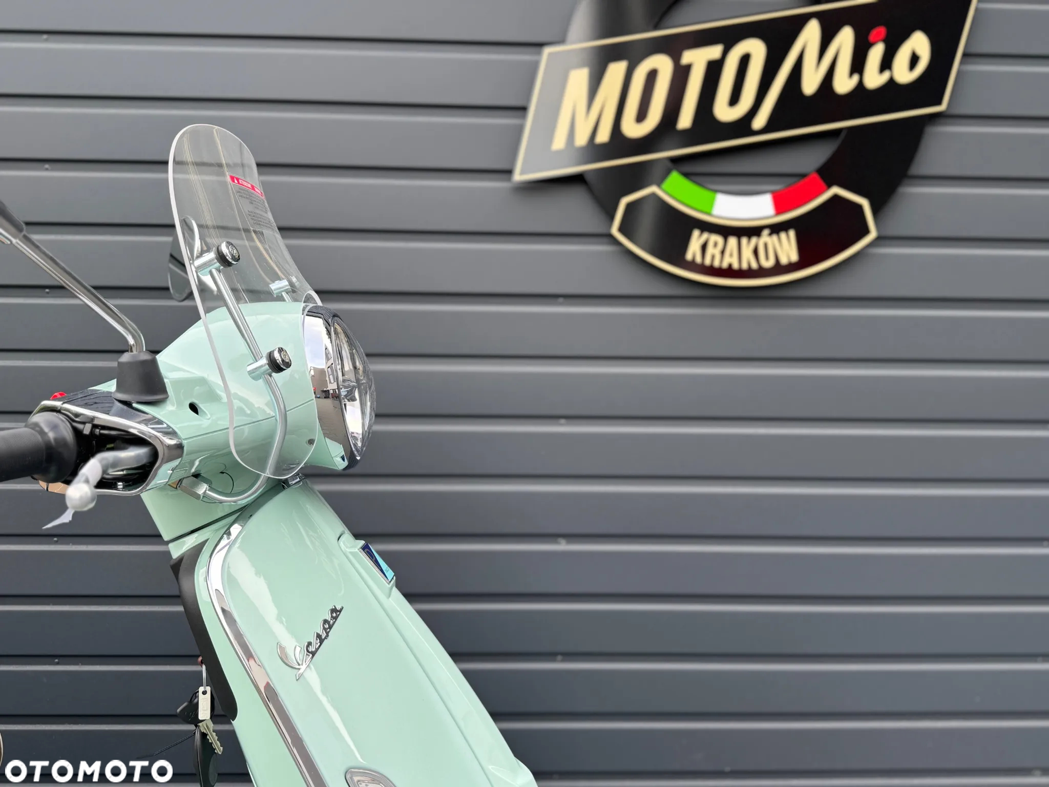 Vespa Primavera - 9
