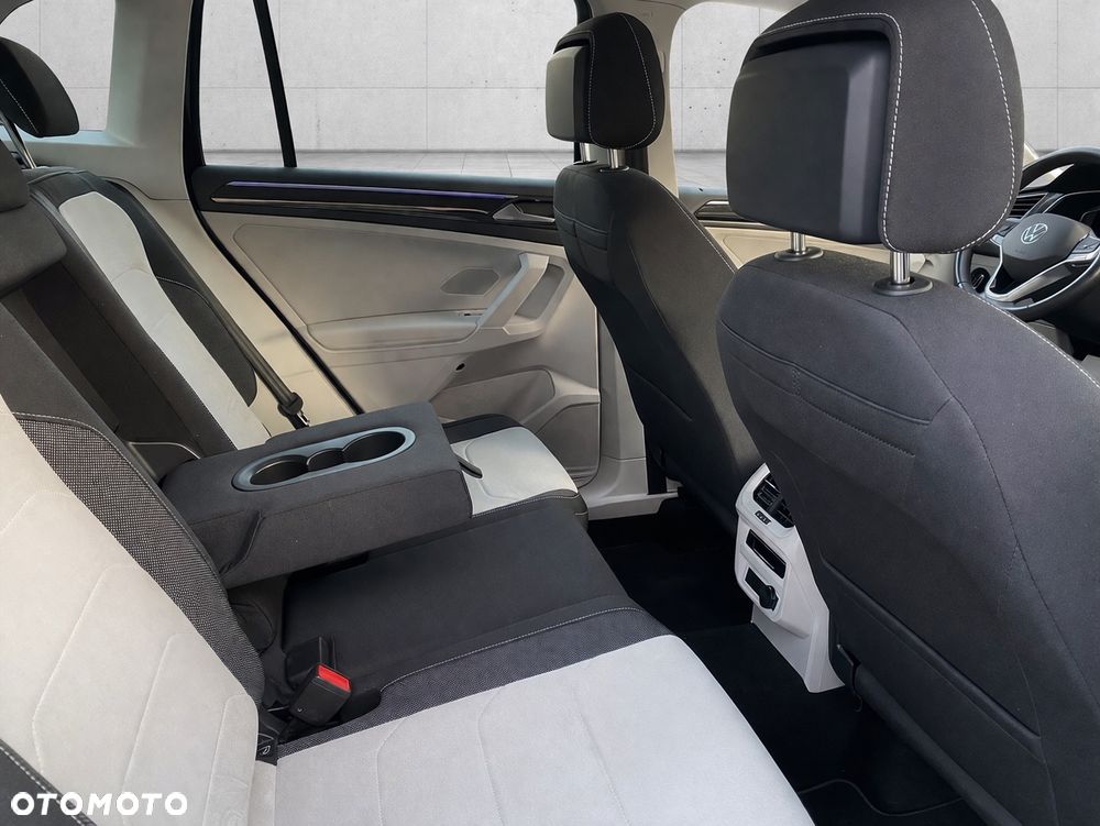 Volkswagen Tiguan 2.0 TSI 4Mot Elegance DSG - 8