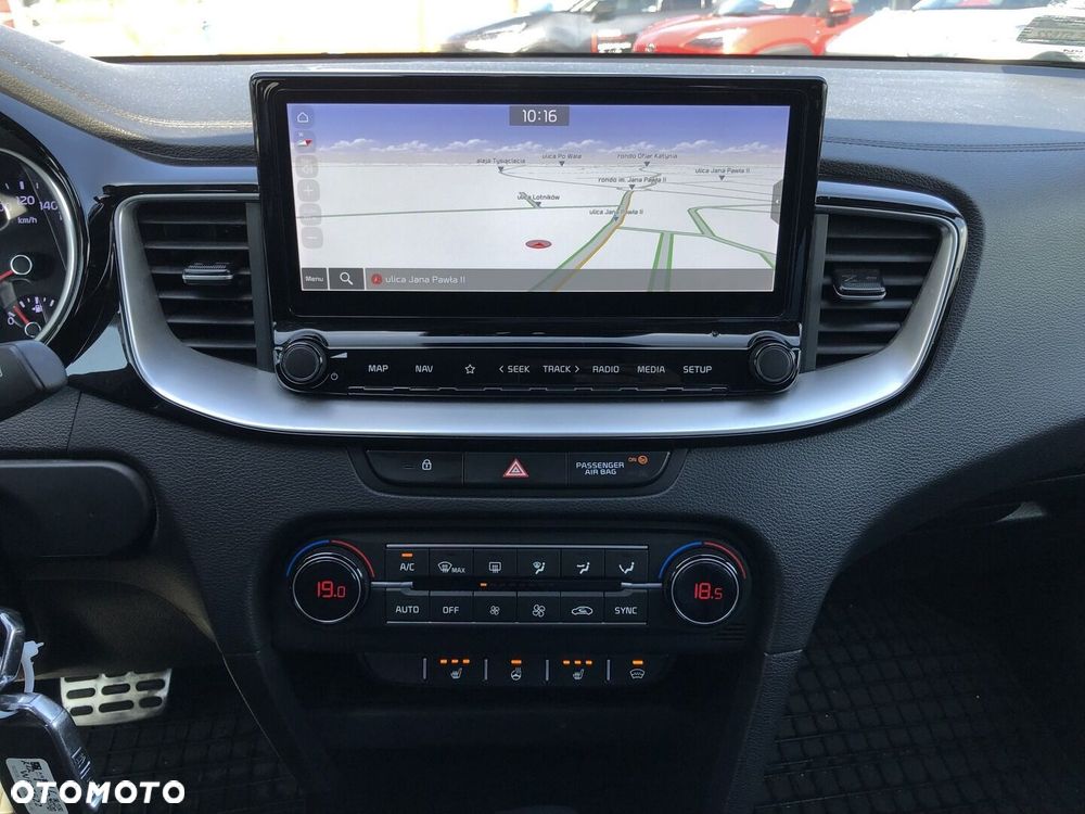 Kia Ceed 1.5 T-GDI Business Line Plus DCT - 15