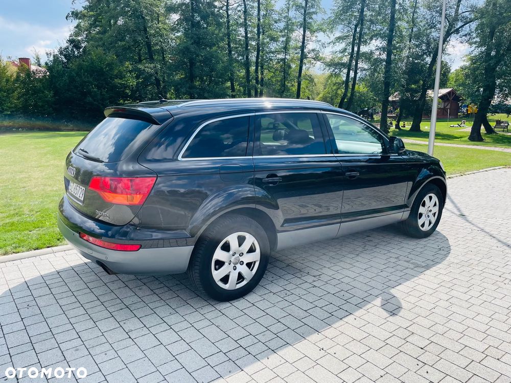 Audi Q7 - 12