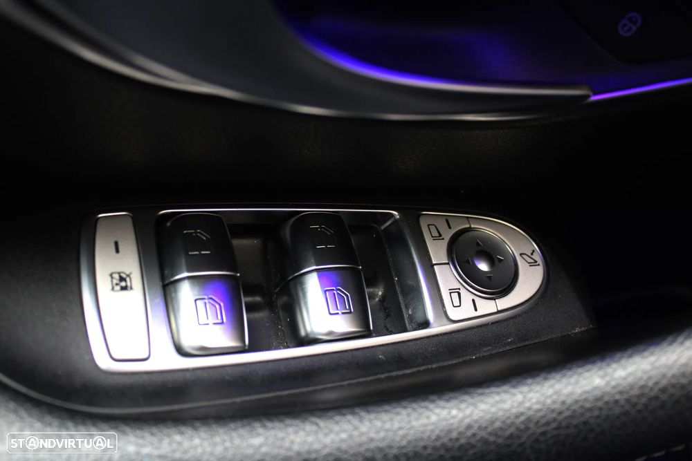 Mercedes-Benz E 300 de Exclusive Line - 48