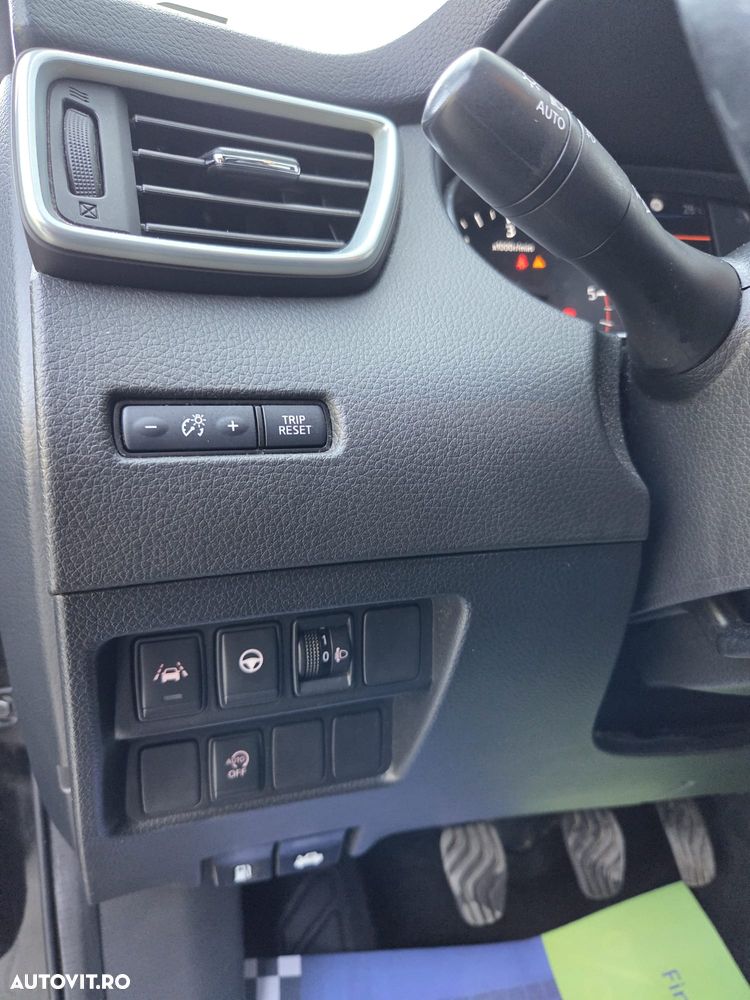 Nissan Qashqai - 14