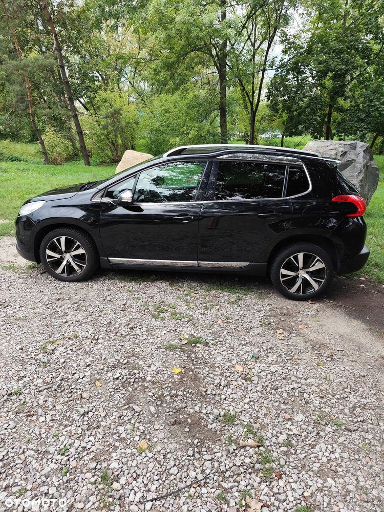 Peugeot 2008 1.6 e-HDi Allure S&S - 7