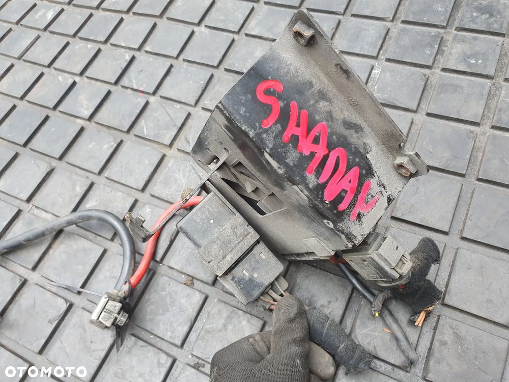 SKRZYNKA BEZPIECZNIKÓW Volkswagen Sharan 7M3937548B 1.9 TDI - 4