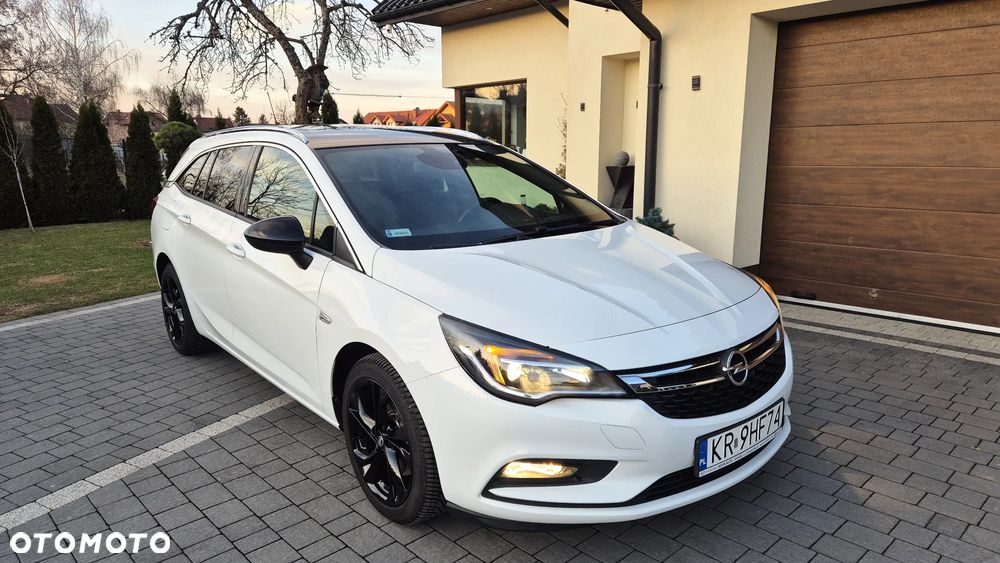 Opel Astra 1.6 T Dynamic S&S - 10