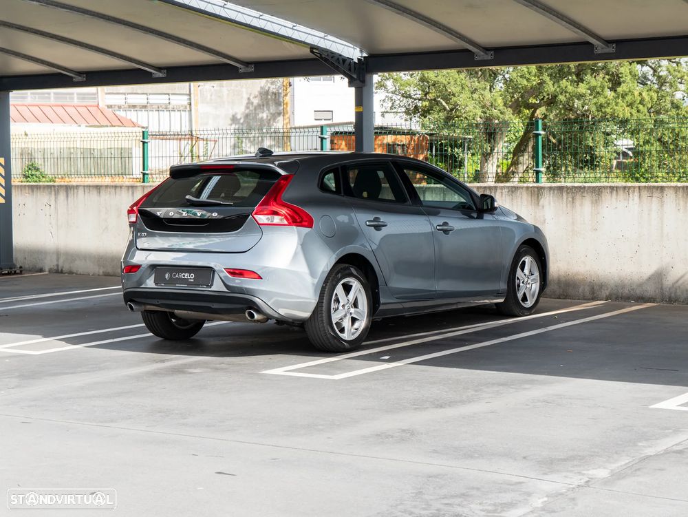 Volvo V40 2.0 D2 Momentum - 7