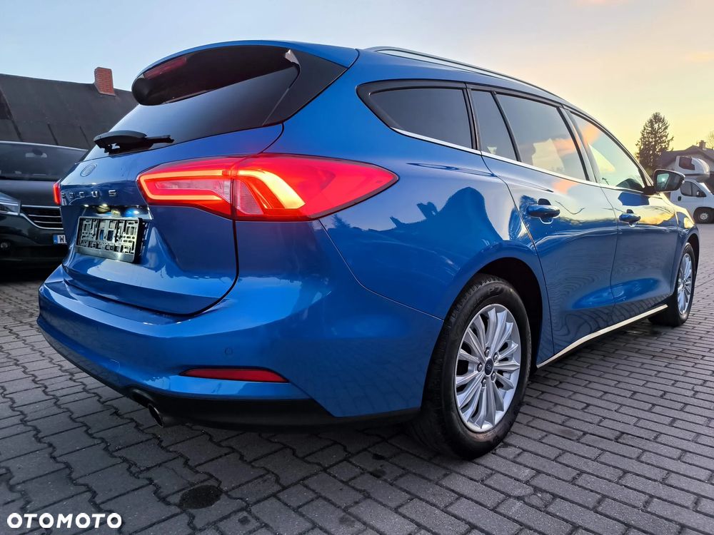 Ford Focus 1.5 EcoBlue Start-Stopp-System TITANIUM DESIGN - 16