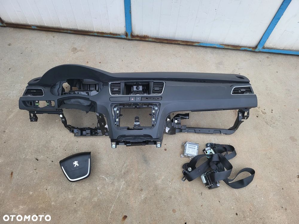 Deska konsola poduszki AIRBAG Peugeot 508 HEAD UP - 1