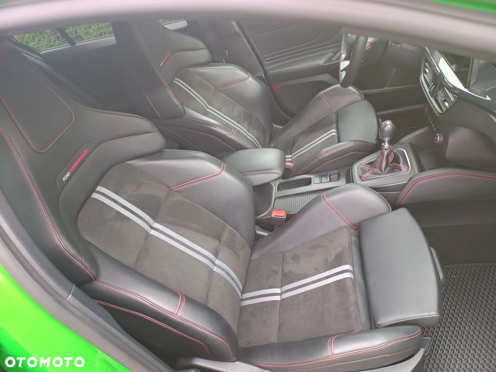 Ford Focus 2.3 EcoBoost ST X - 13