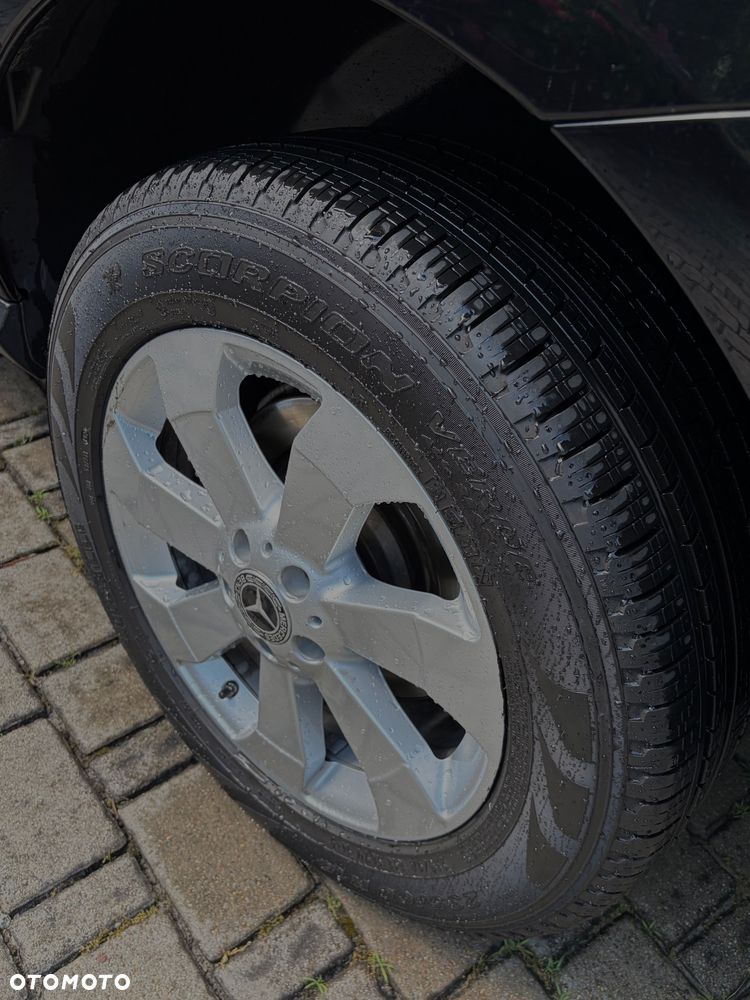 Mercedes-Benz ML 350 BlueTEC 4-Matic - 8