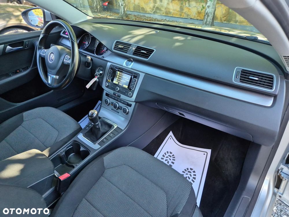 Volkswagen Passat Variant 2.0 TDI Highline - 23