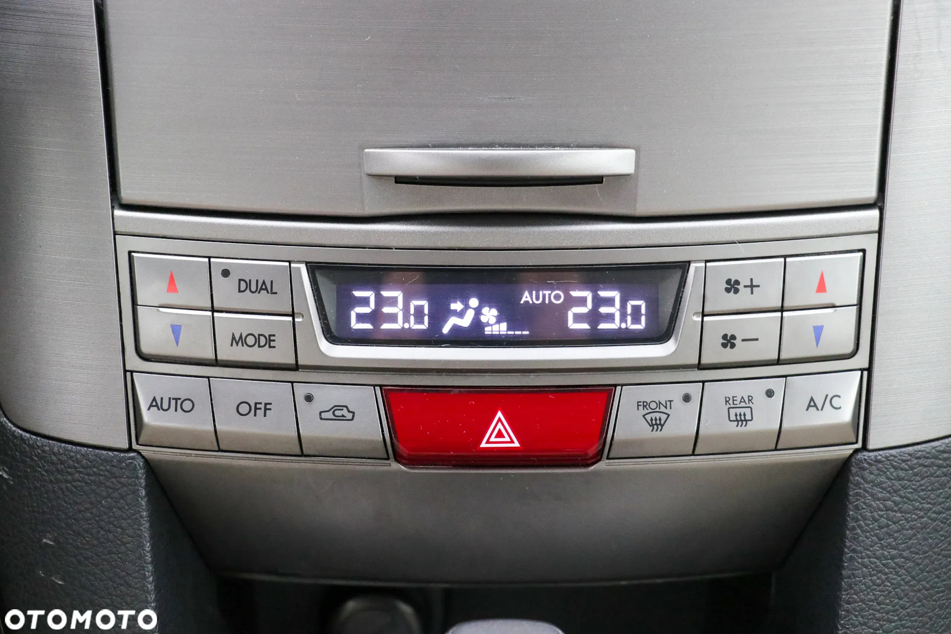 Subaru Outback 2.5i Lineartronic Active - 14