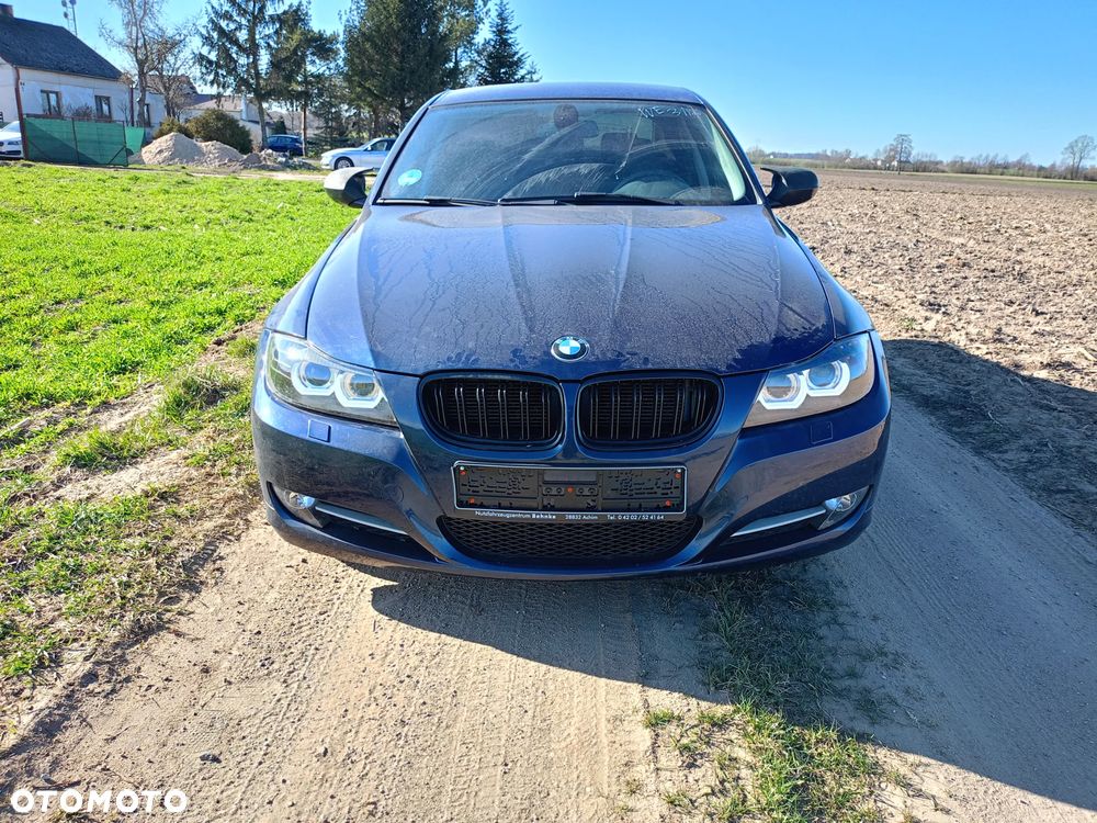 BMW Seria 3 318i Edition Lifestyle - 2