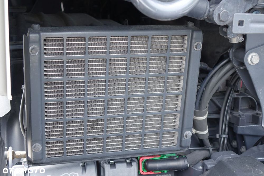 Scania R500 / EURO 6 / STANDARD / AUTOMAT / RETARDER / KLIMATYZACJA POSTOJOWA / LODÓWKA  /  2 ZBIORNIKI - 24