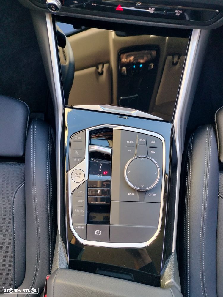 BMW 320 e Auto - 8