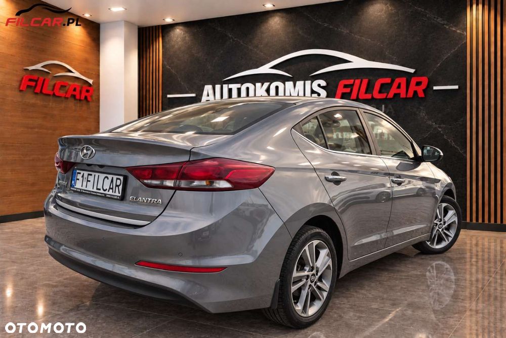Hyundai Elantra 2018 photo 3