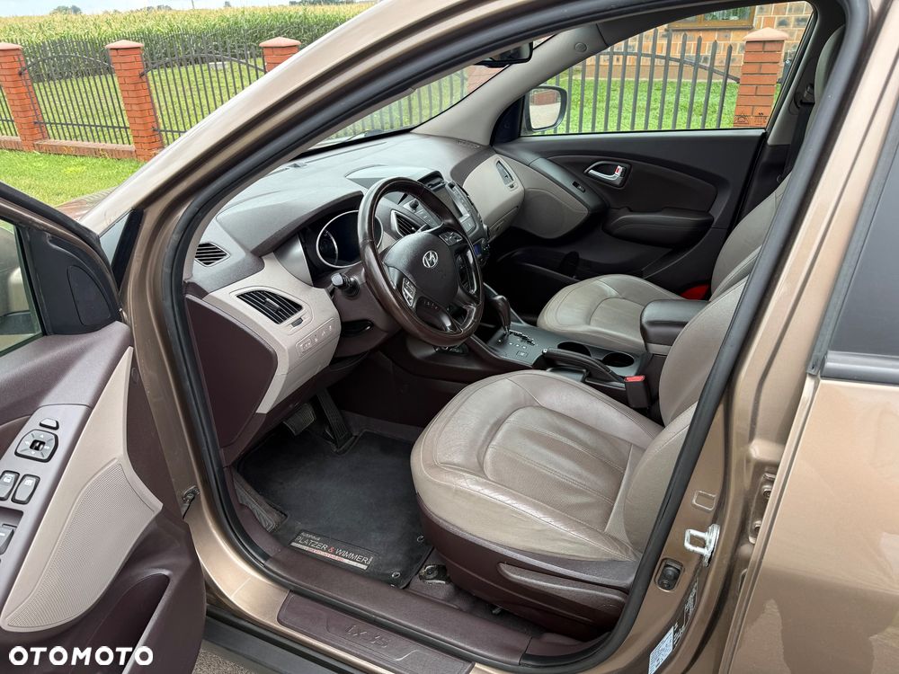 Hyundai ix35 2.0 CRDi 4WD Automatik Premium - 11