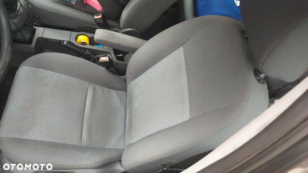 Ford Focus C-Max 1.6 TDCi Ghia - 10