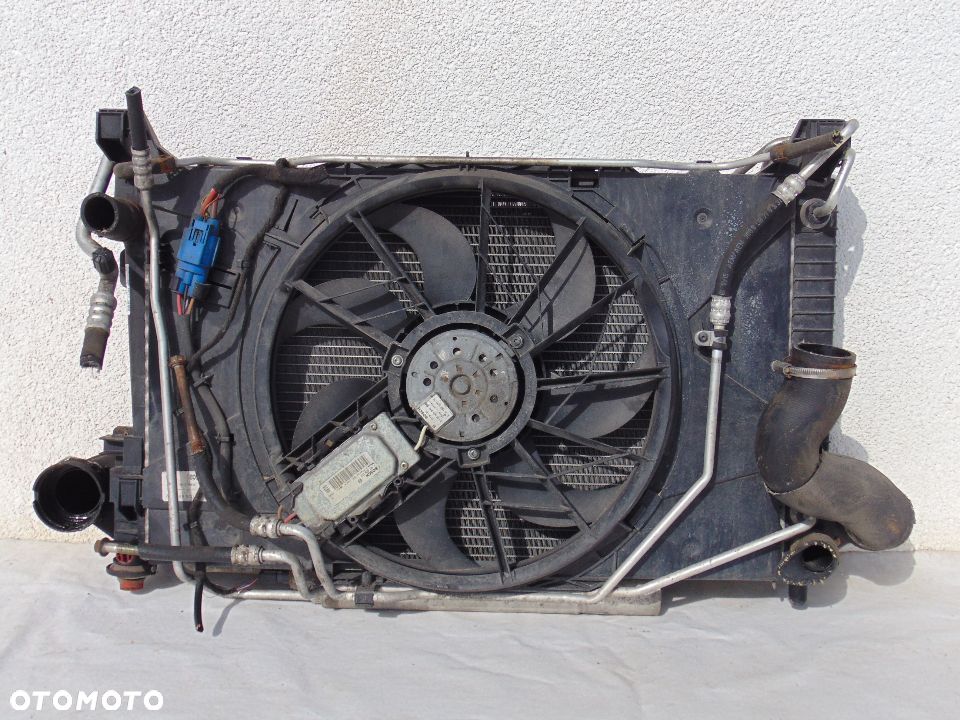 Chłodnice chłodnica wody Mercedes A Klasa W169 2.0 CDI Automat 04-08r - 2