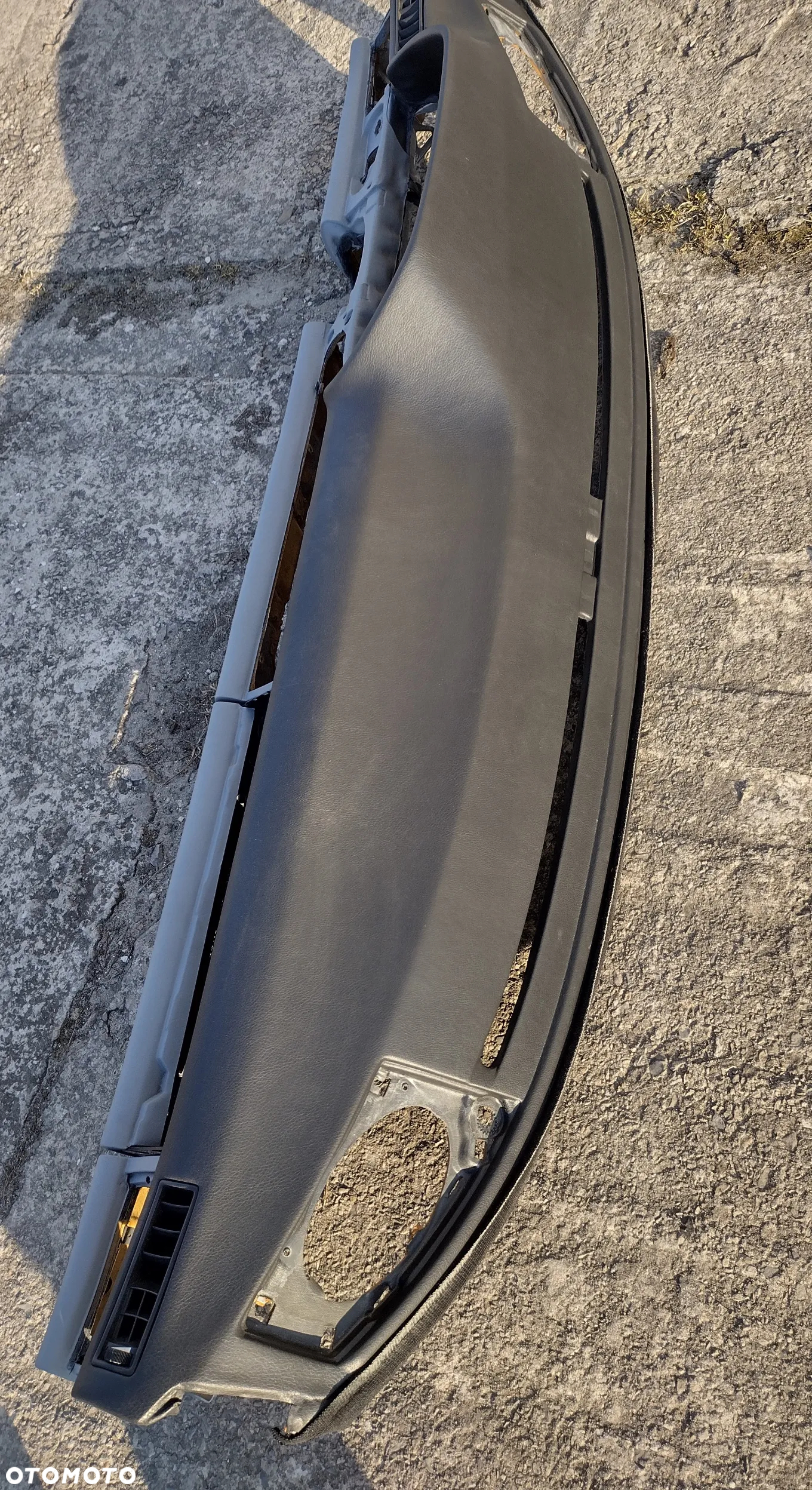 Mercedes W126  SEC SEL regeneracja - różne kolory ,deska rozdzielcza kokpit konsola - 2