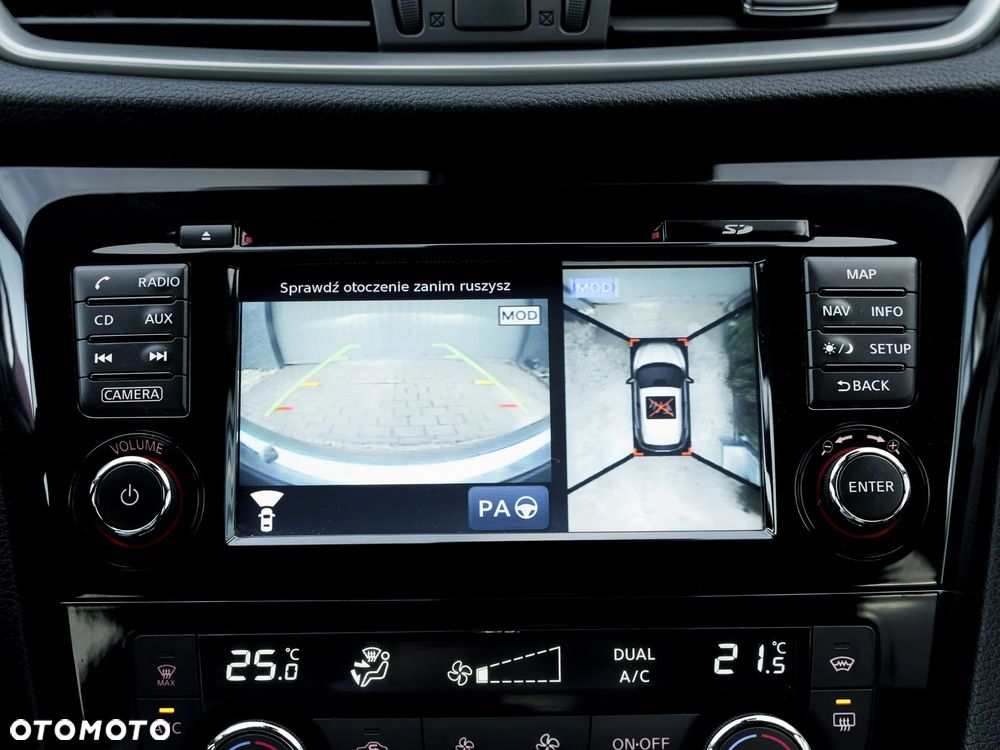 Nissan Qashqai 1.2 DIG-T TEKNA+ - 26