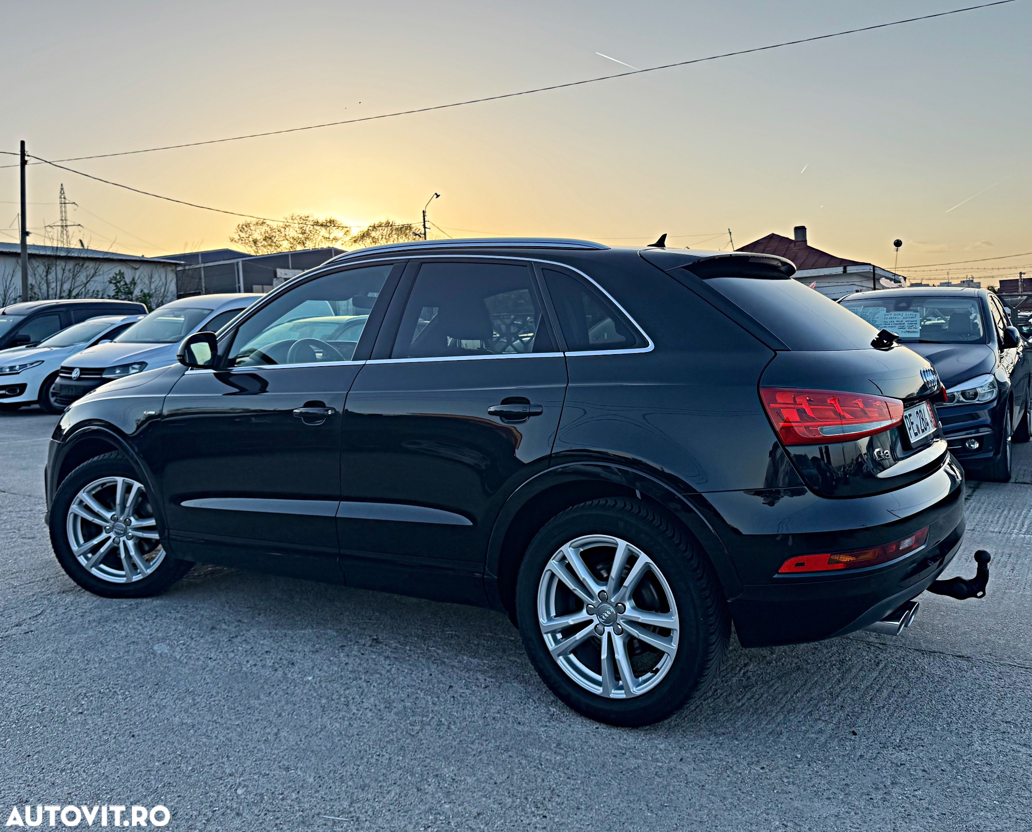 Audi Q3 2.0 35 TDI S tronic - 4