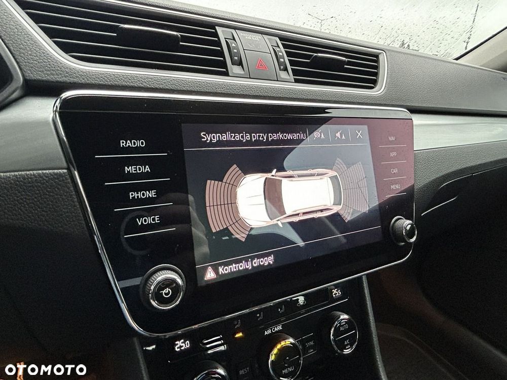 Skoda Superb 2.0 TDI Ambition DSG7 - 21