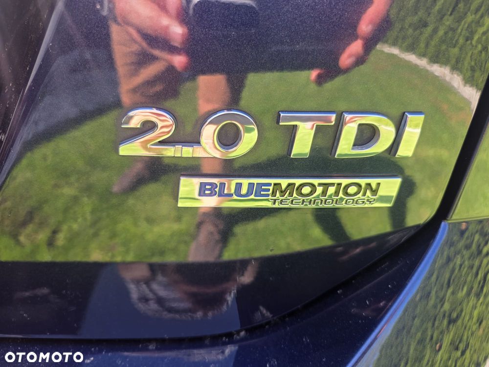 Volkswagen Golf 2.0 BlueTDI Highline - 11