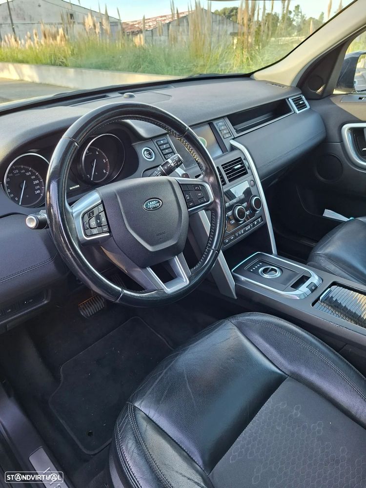 Land Rover Discovery Sport 2.0 TD4 HSE Luxury 7L Auto - 24