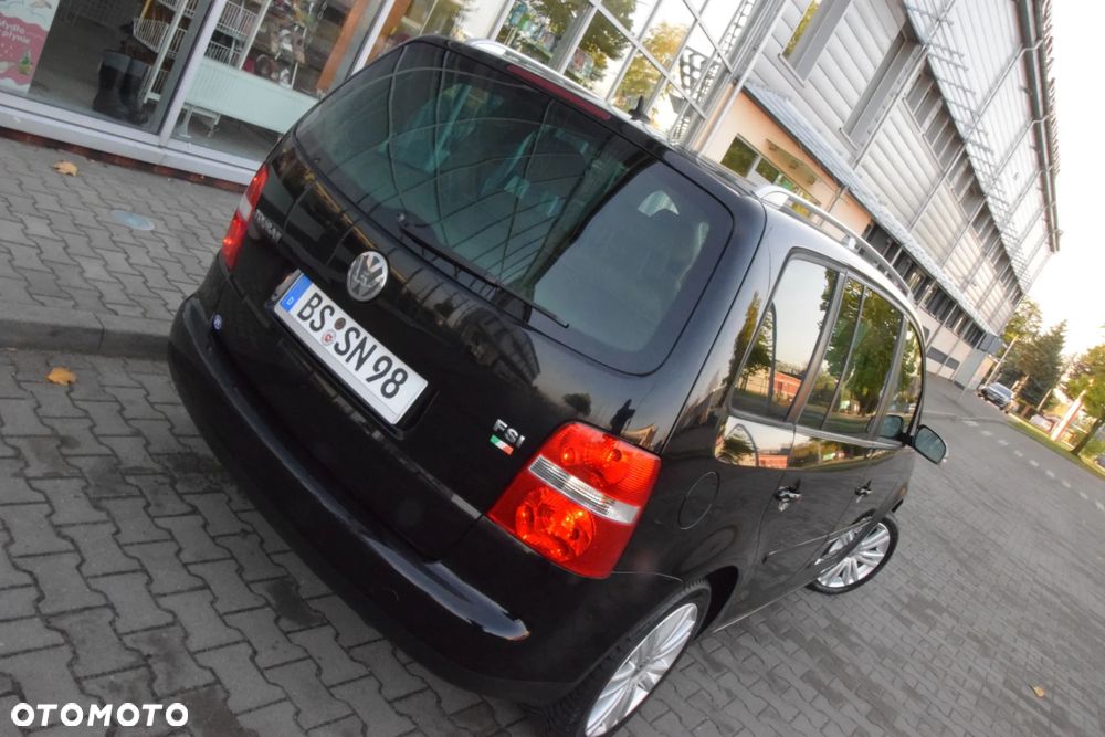 Volkswagen Touran - 29