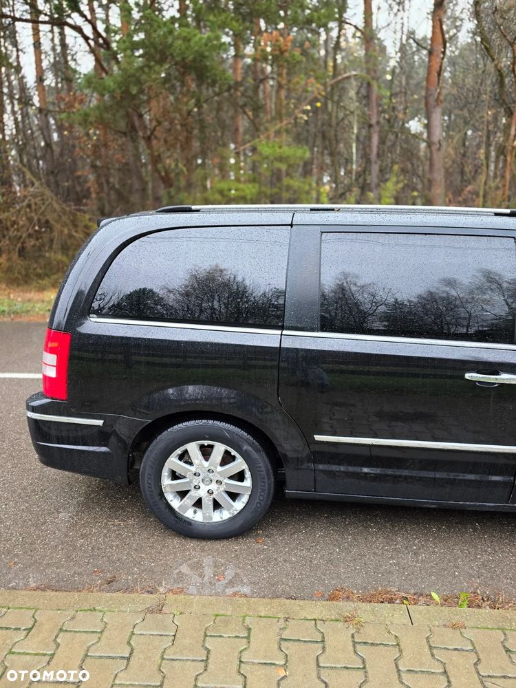 Chrysler Grand Voyager 2.8 CRD Automatik Limited - 13