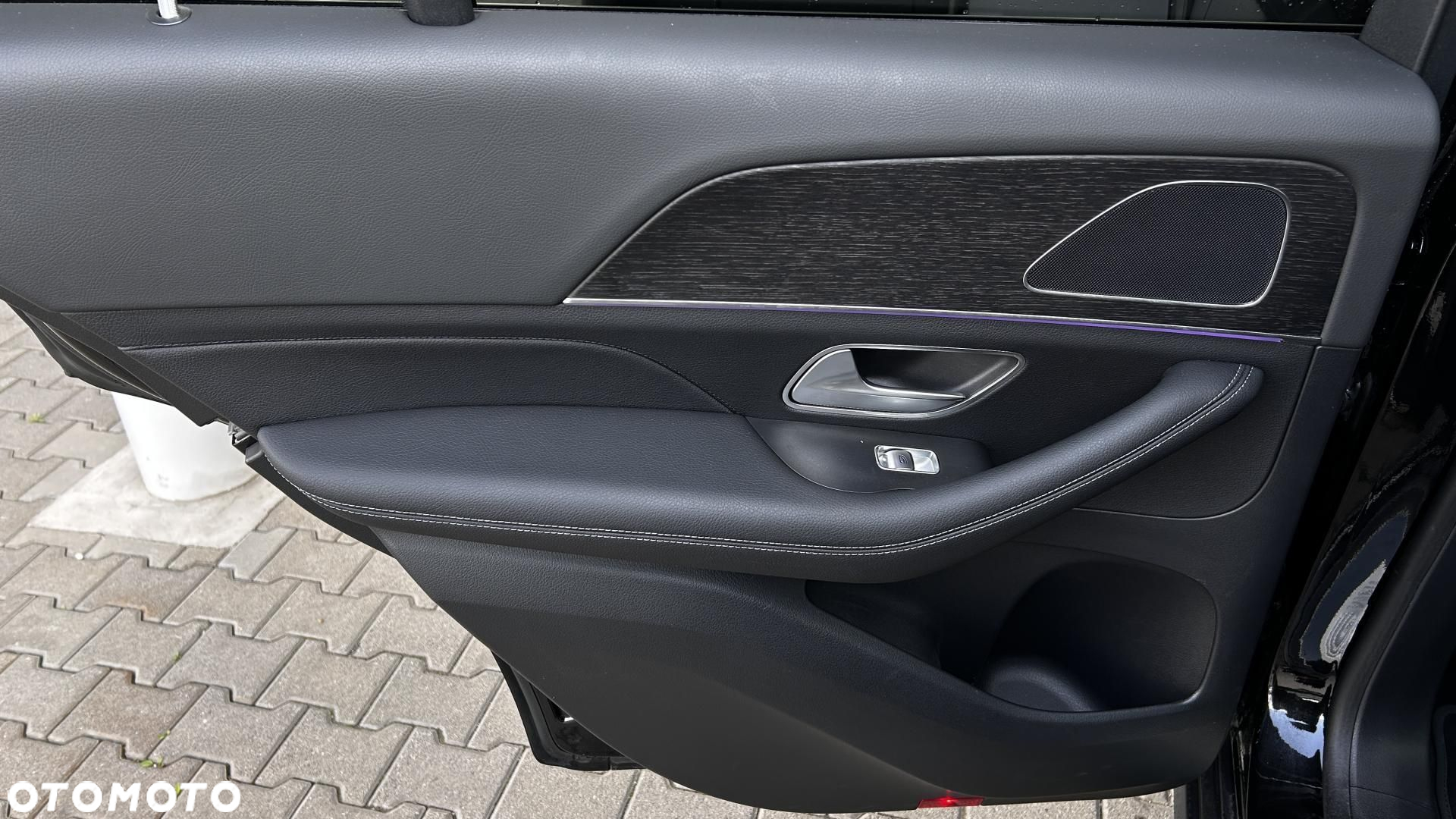 Mercedes-Benz GLE - 25