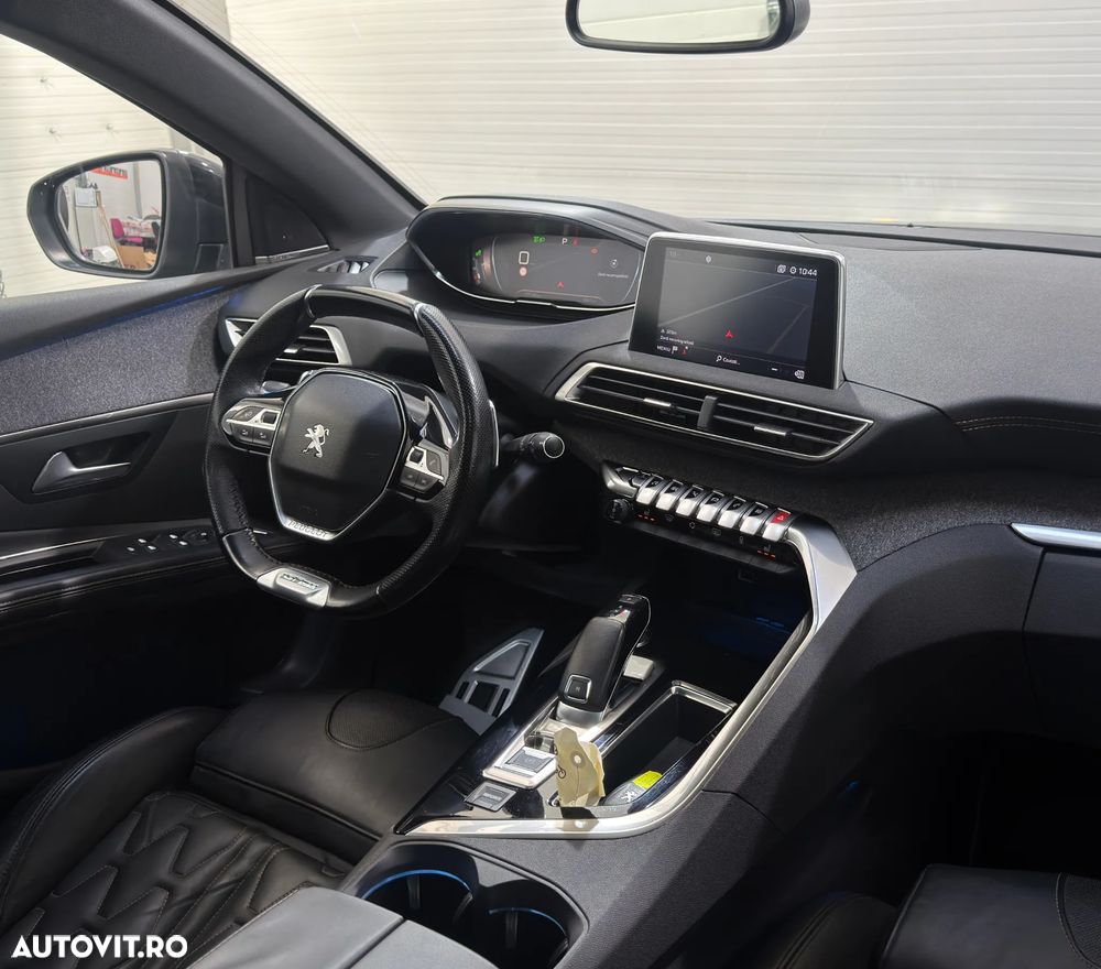 Peugeot 5008 - 17