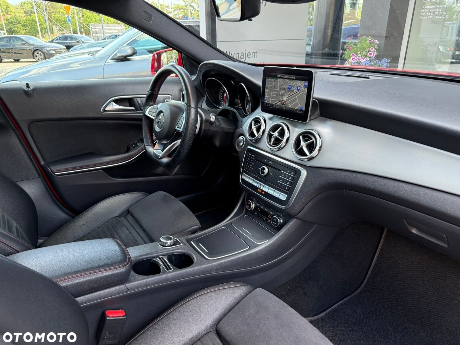 Mercedes-Benz GLA 250 4-Matic AMG Line - 13