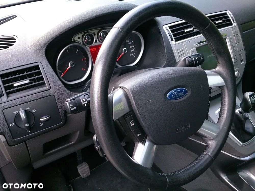 Ford Kuga 2.0 TDCi Titanium FWD - 7
