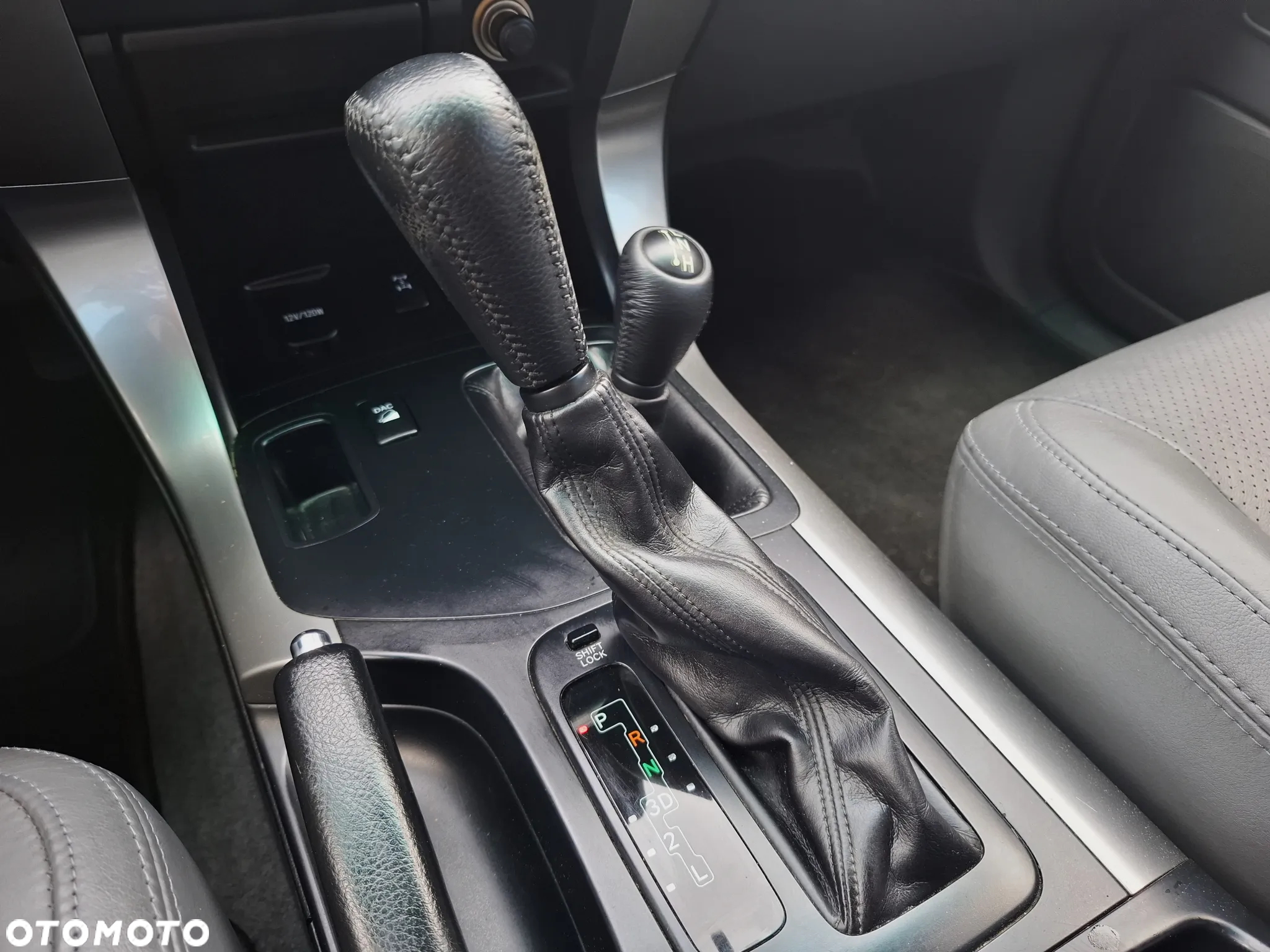 Toyota Land Cruiser 3.0 D Sol Navi - 21