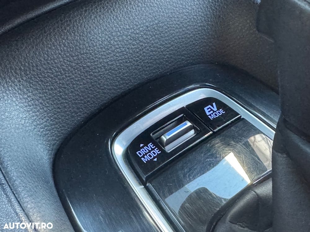 Toyota Corolla 1.8 Business Edition - 18