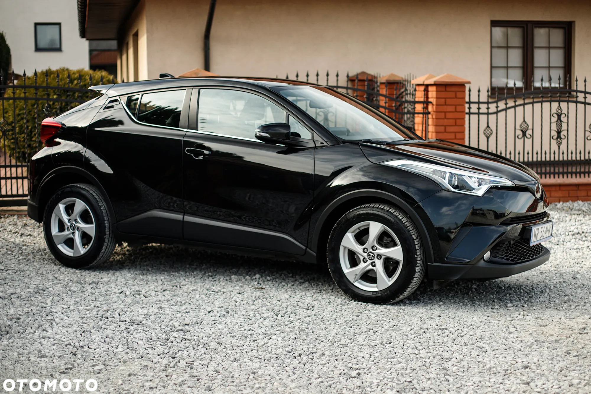 Toyota C-HR 1.2 T Premium - 14