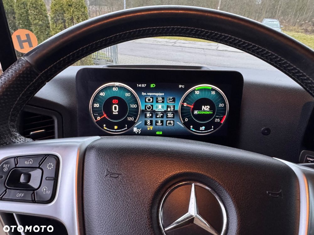 Mercedes-Benz Actros - 27