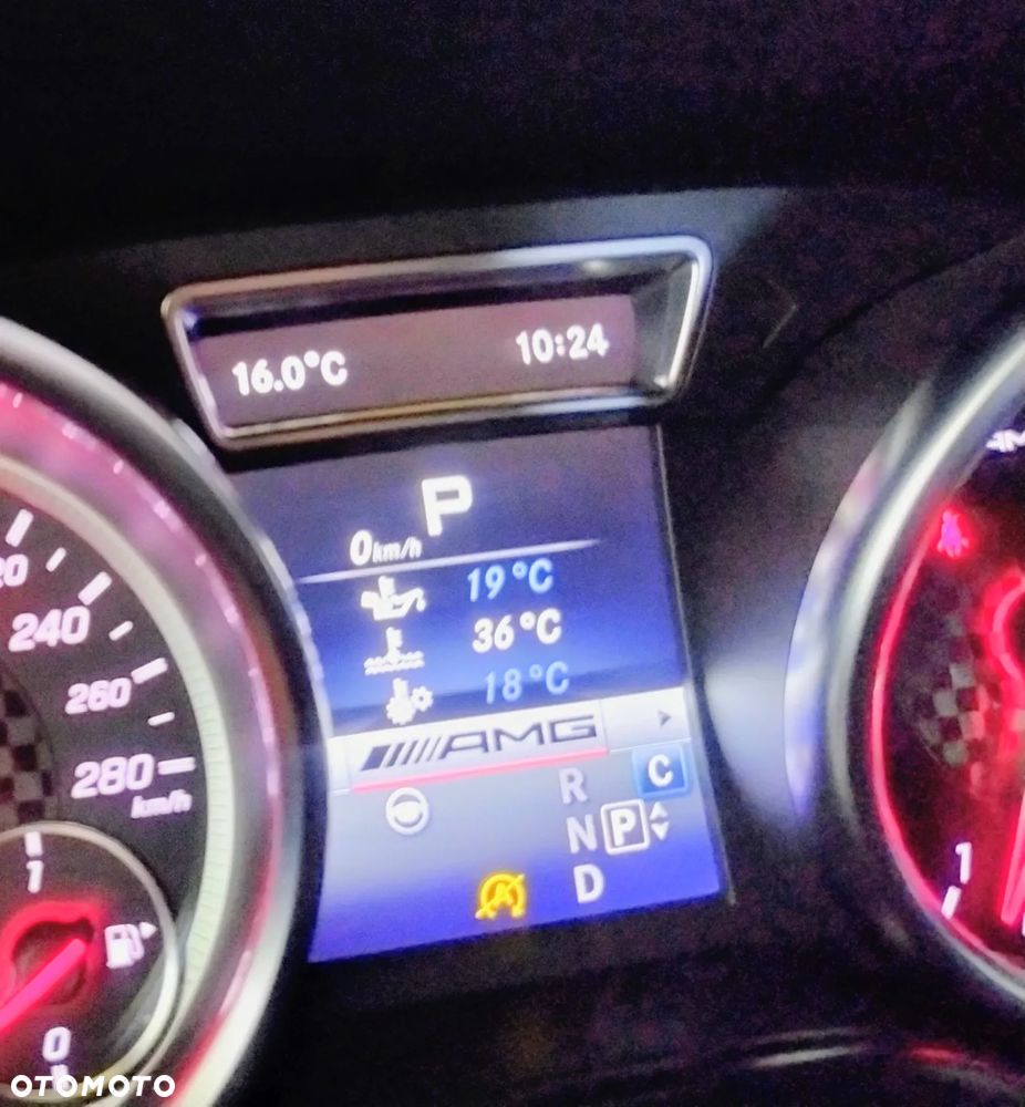 Mercedes-Benz GLE AMG Coupe 43 4-Matic - 32