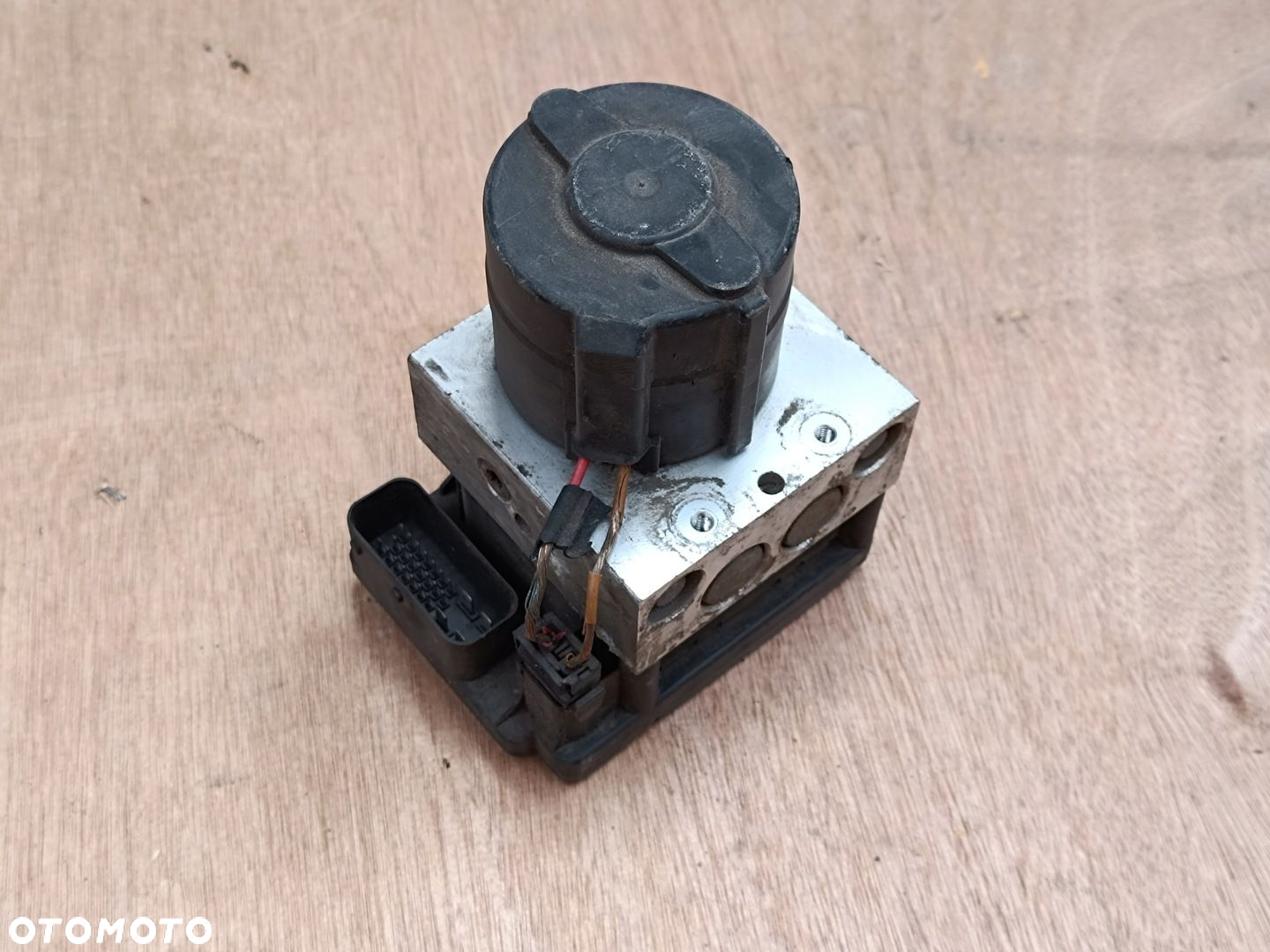Pompa ABS Volvo 2,5 TDI 850 V70 S70 S80 9140773 - 2