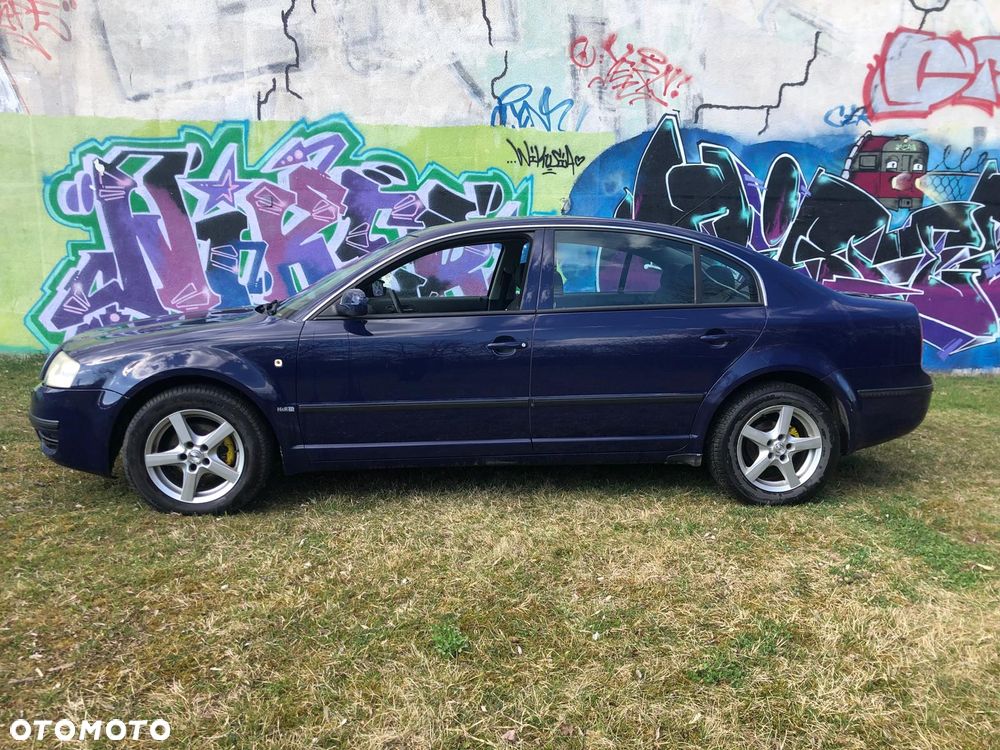 Skoda Superb 2.0 Comfort - 3