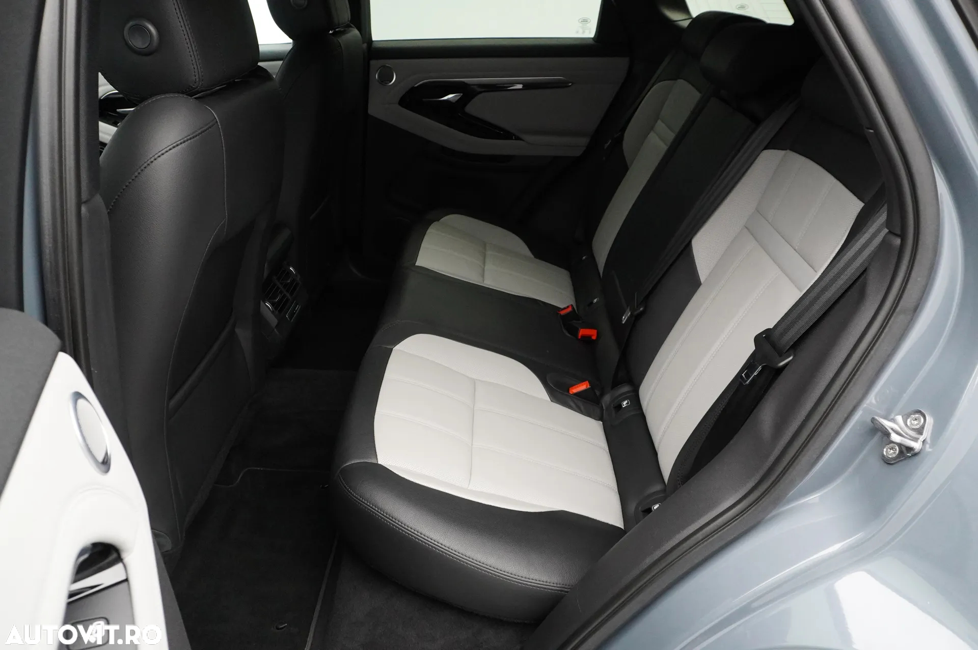 Land Rover Range Rover Evoque 2.0 D180 First Edition - 9