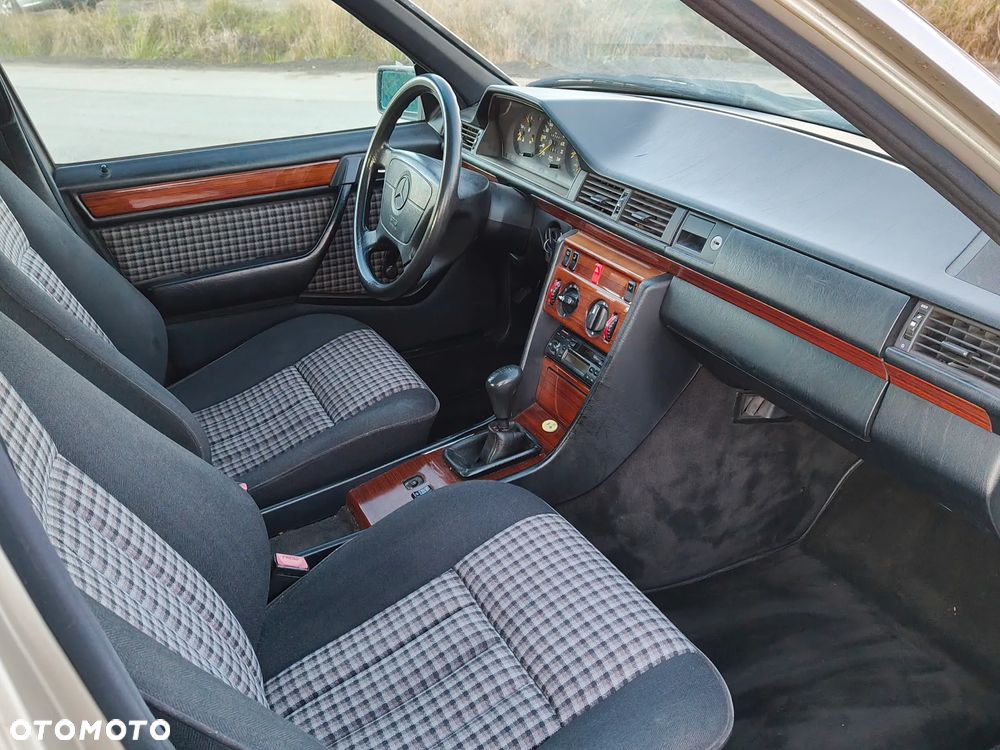 Mercedes-Benz W124 (1984-1993) - 5