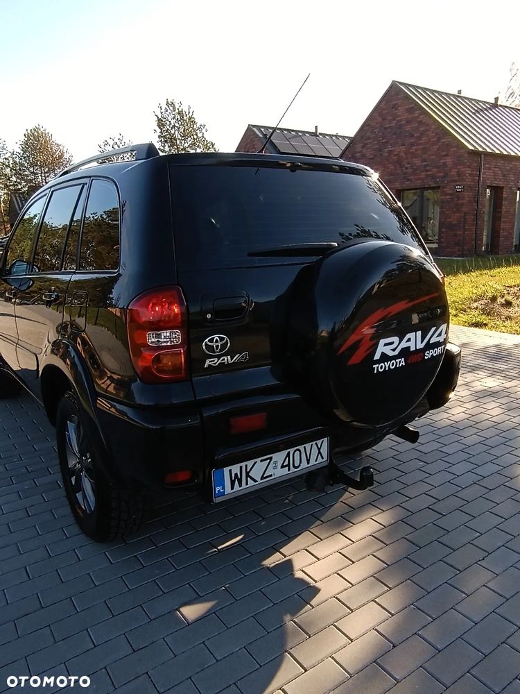 Toyota RAV4 2.0 D-4D 4x4 - 2