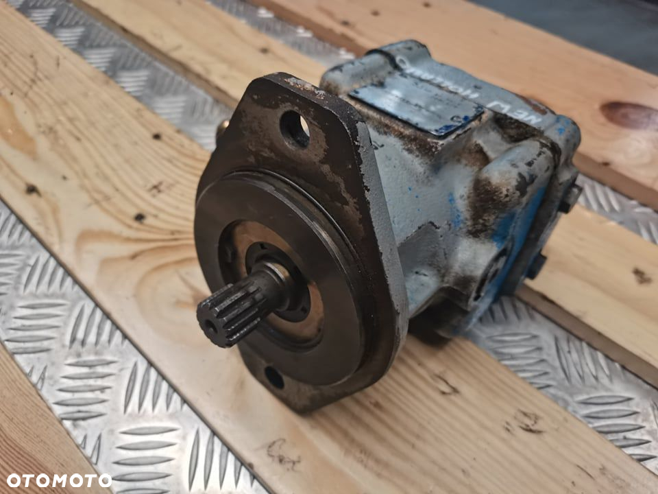 Pompa hydrauliczna Sauer-Danfoss {Typ MFF025C AAGABNNN} - 10